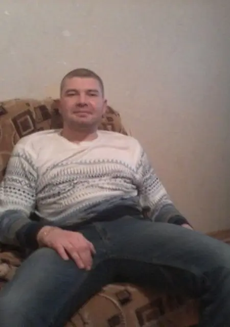 Юрий из Лебедяни, мне 42, познакомлюсь для постоянных отношений