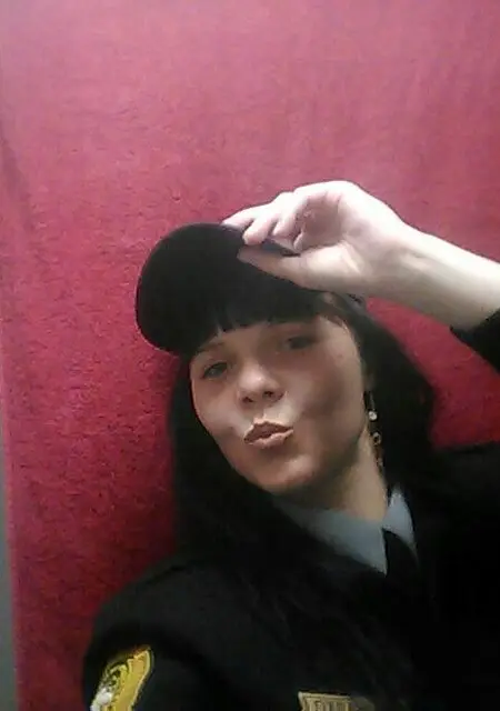 Я Лана, 41, знакомлюсь без обязательств в Ярцеве