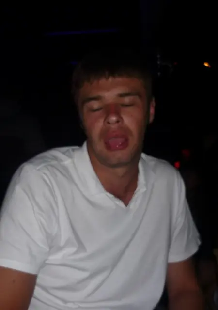 Евген из Сарова, мне 41, познакомлюсь на одну ночь