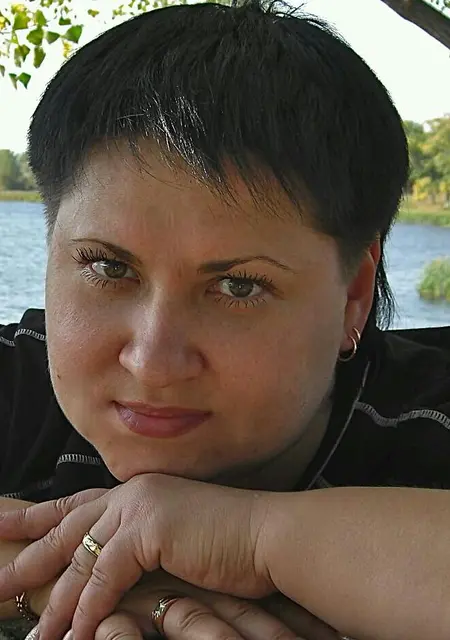 Я Ольга, 47, из Волжского, ищу знакомства без обязательств