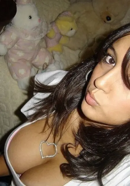 Я Alena, 40, знакомлюсь без обязательств в Кирове