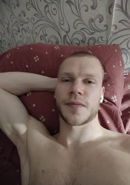 Я Theo, 25, знакомлюсь без обязательств в Северодвинске