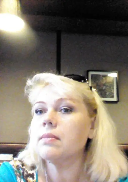 Я Марина, 39, из Чебоксар, ищу знакомство для постоянных отношений