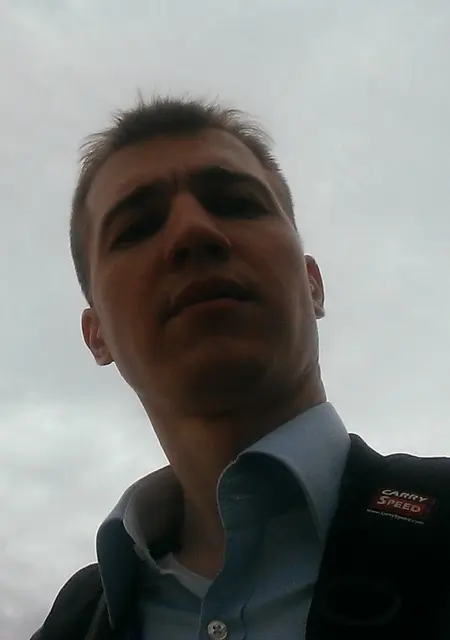 Андрей из Апрелевки, мне 36, познакомлюсь на одну ночь