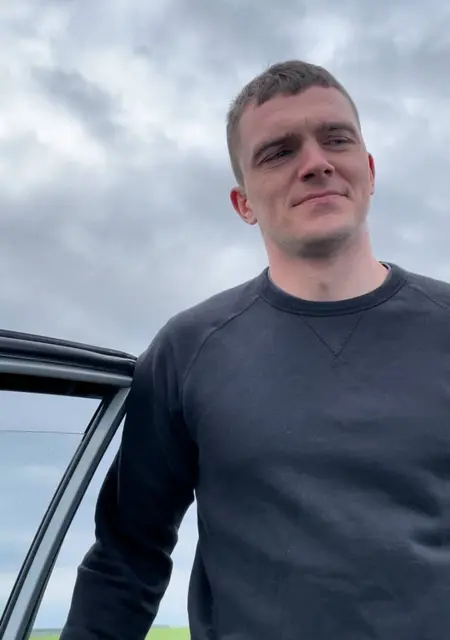 Иван из Новошахтинска, мне 28, познакомлюсь без обязательств