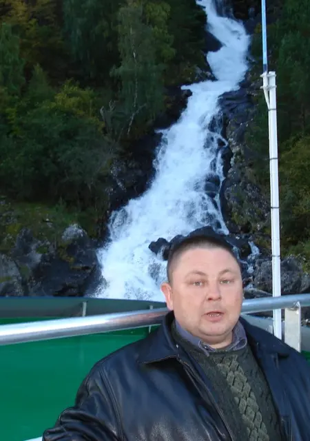 Я Rylevoi, 53, знакомлюсь на одну ночь в Луге