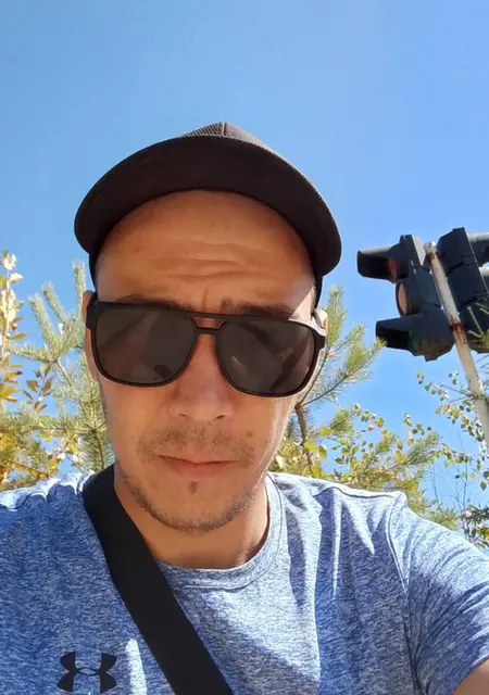 Юрий из Ленска, мне 38, познакомлюсь для вирта