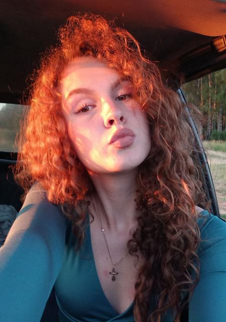 Я Ева, 24, из Элисты, ищу знакомство для постоянных отношений