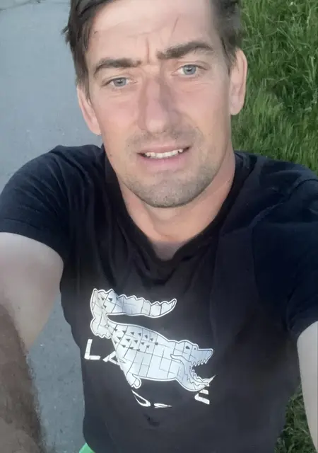 Я Олег, 37, знакомлюсь без обязательств в Самаре