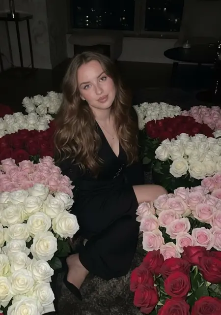 Я Ксения, 20, из Оренбурга, ищу знакомство для общения