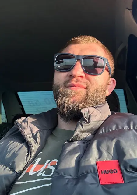 Аслан из Владикавказа, мне 30, познакомлюсь для вирта