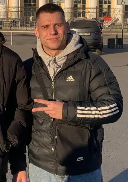 Михаил из Смоленска, мне 22, познакомлюсь на одну ночь