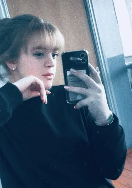 Елена из Санкт-Петербурга, мне 23, познакомлюсь без обязательств