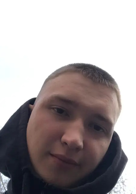 Я Виктор Микишев, 22, знакомлюсь без обязательств в Новосибирске