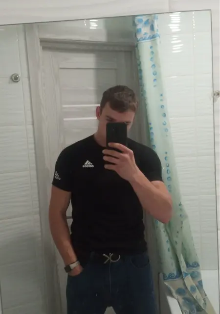 Я Daniil, 23, знакомлюсь для общения в Санкт-Петербурге