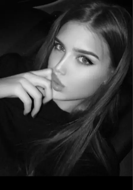 Я Лиана, 22, из Москвы, ищу знакомства на одну ночь