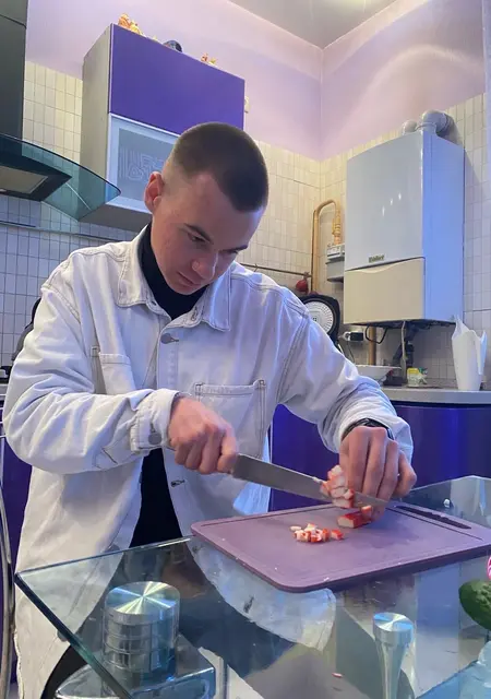 Я Александр, 22, знакомлюсь для совместных путешествий в Воронеже