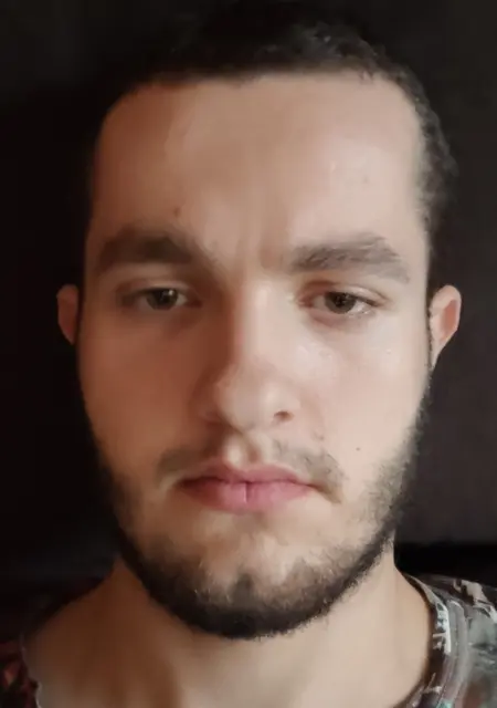 Святослав из Волгограда, мне 21, познакомлюсь для постоянных отношений