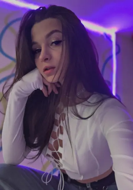 Я Vitalina, 24, знакомлюсь для вирта в Твери