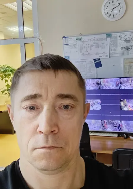 Я Сергей, 52, из Ноябрьска, ищу знакомство для приятного времяпровождения