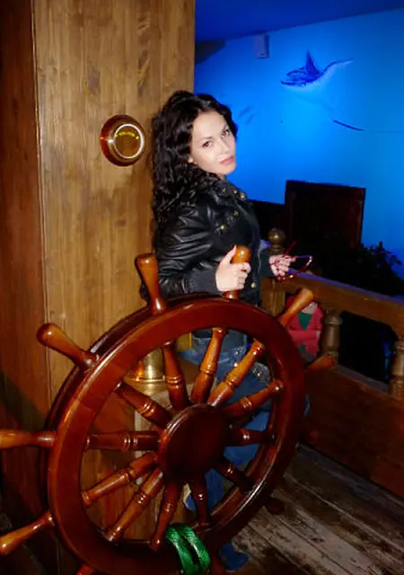 Я Дорогая, 38, знакомлюсь для общения в Ростове