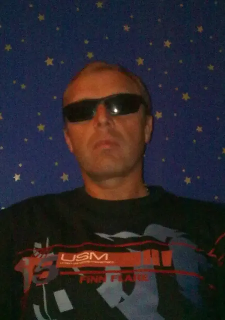 Alex из Новоуральска, ищу на сайте знакомства на одну ночь