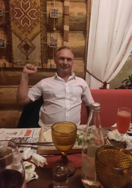 Игорь из Лефортова, мне 57, познакомлюсь на одну ночь