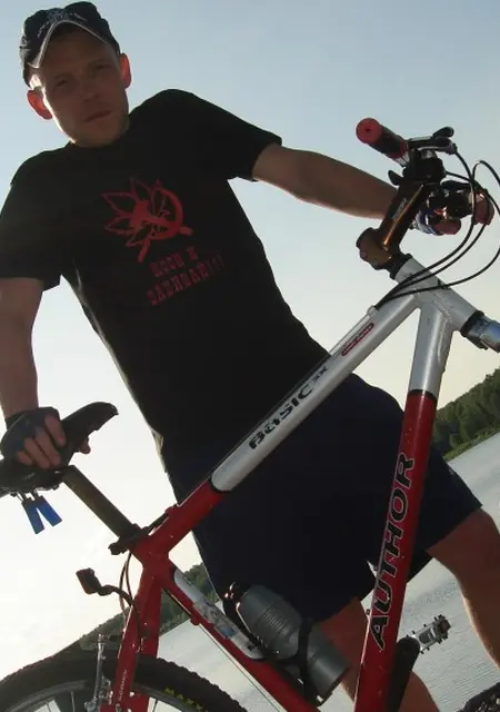 Иван из Серова, мне 42, познакомлюсь на одну ночь