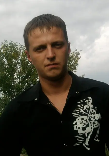 Алекс из Гороховца, мне 40, познакомлюсь для общения