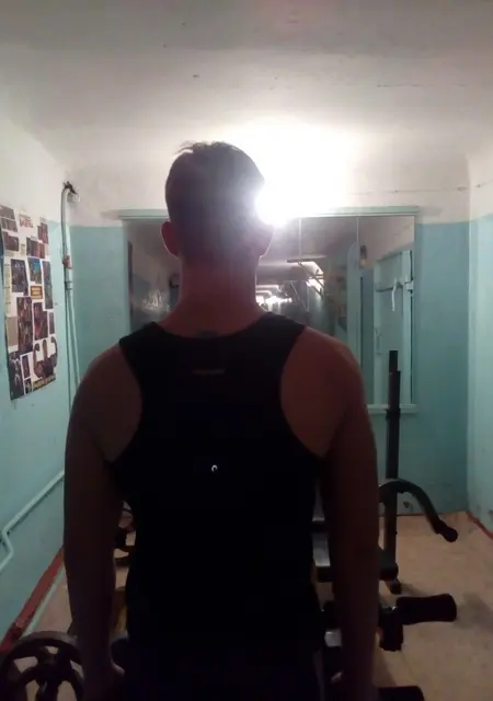 Я Игорь, 29, из Завитинска, ищу знакомство для приятного времяпровождения