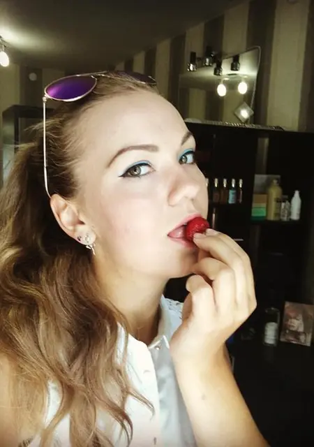 Ксюша из Щелково, ищу на сайте знакомства на одну ночь