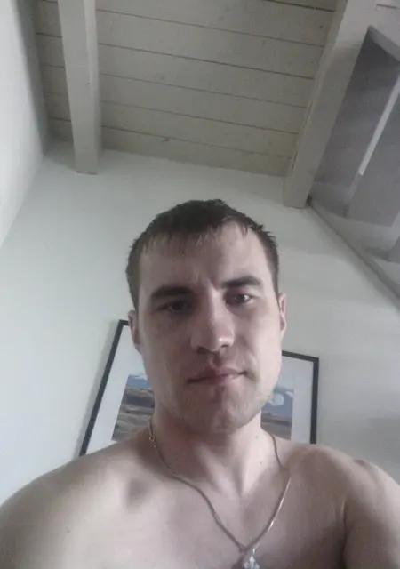 Я Кирилл, 36, из Острова, ищу знакомство для приятного времяпровождения