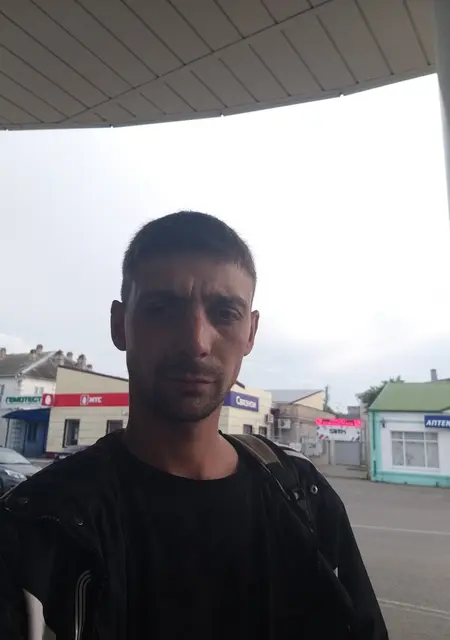 Я Сергей, 32, из Гулькевичей, ищу знакомства без обязательств