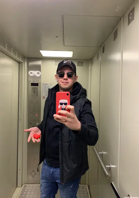 Nikita из Чебоксар, мне 32, познакомлюсь на одну ночь