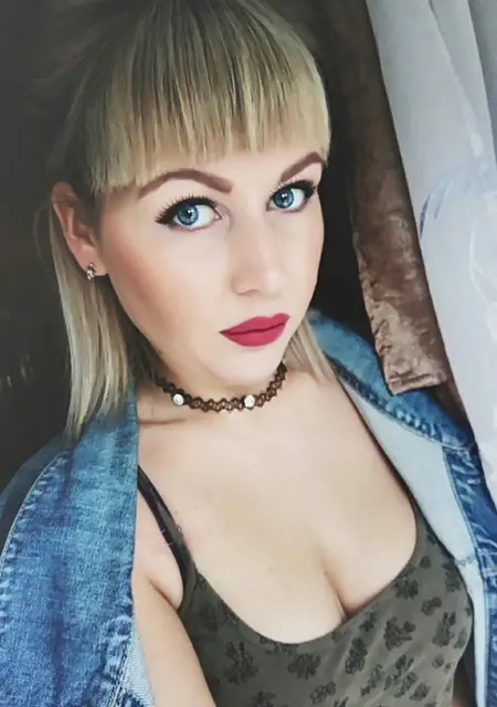 Юля из Бронниц, ищу на сайте знакомства на одну ночь