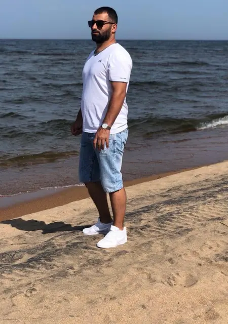 Вано из Петровска-Забайкальского, мне 43, познакомлюсь на одну ночь