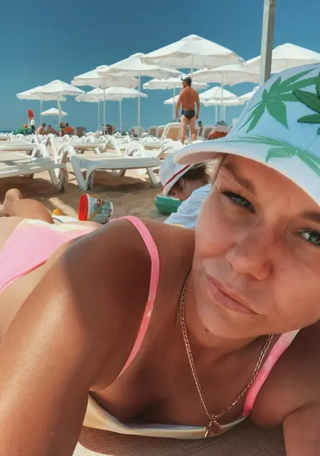 Я Юлия, 40, знакомлюсь для приятного времяпровождения в Ивантеевке