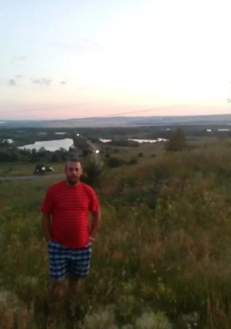 Я Вадим, 42, из Суровикина, ищу знакомство для постоянных отношений