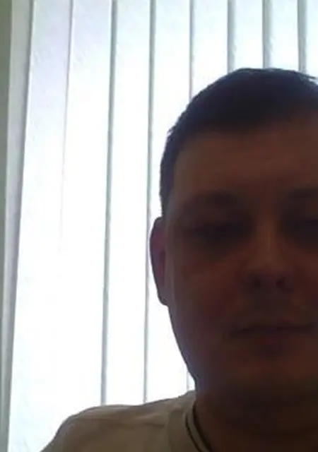 Виталий из Алушты, мне 46, познакомлюсь на одну ночь