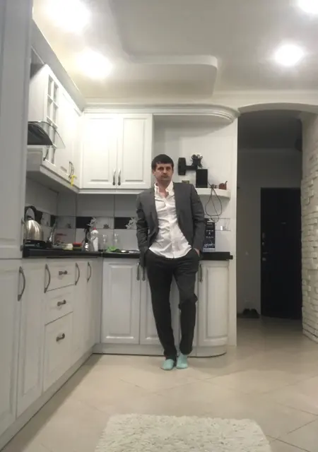 Я Igor, 31, знакомлюсь для постоянных отношений в Минеральных Водах