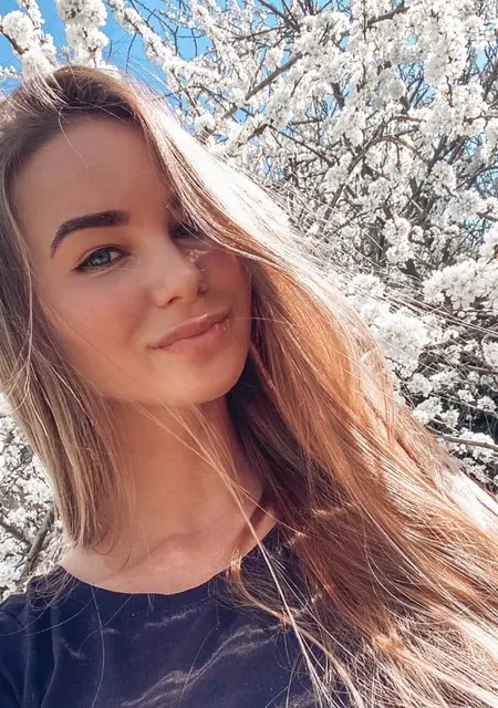 Аня из Темрюка, ищу на сайте знакомства на одну ночь