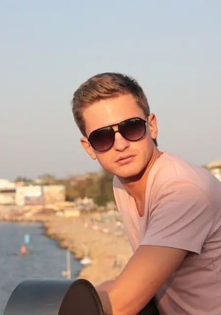 Слава из Забайкальска, мне 37, познакомлюсь для дружбы