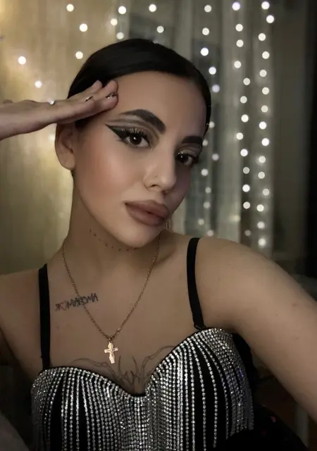 Я Лиана, 22, из Иркутска, ищу знакомство для вирта