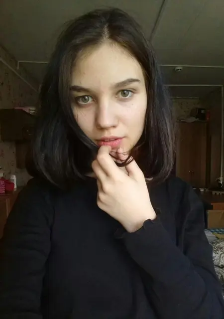 Я Полина, 28, из Волгограда, ищу знакомства без обязательств