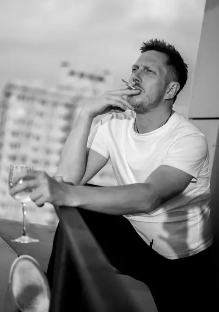 Я Саша, 42, из Анапы, ищу знакомство для приятного времяпровождения