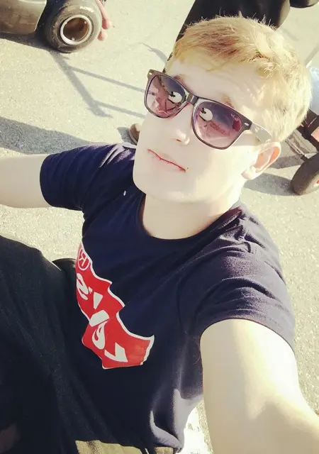 Я Alexforyou, 29, из Электроуглей, ищу знакомство для приятного времяпровождения