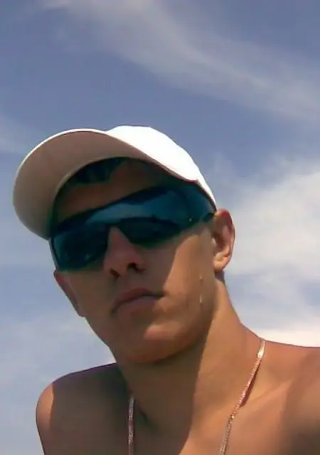 Николай из Батайска, мне 36, познакомлюсь для приятного времяпровождения