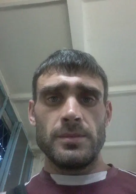 Anton из Прохладного, ищу на сайте знакомства на одну ночь