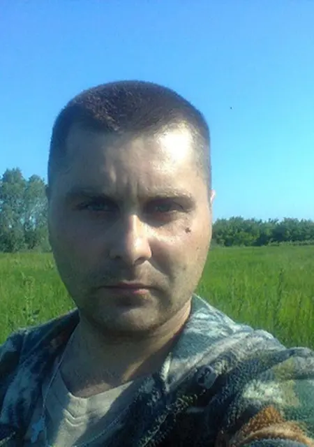 Я Дима, 40, из Сергача, ищу знакомства на одну ночь