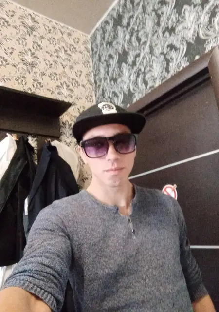 Fadey из Ливадии, ищу на сайте знакомства без обязательств